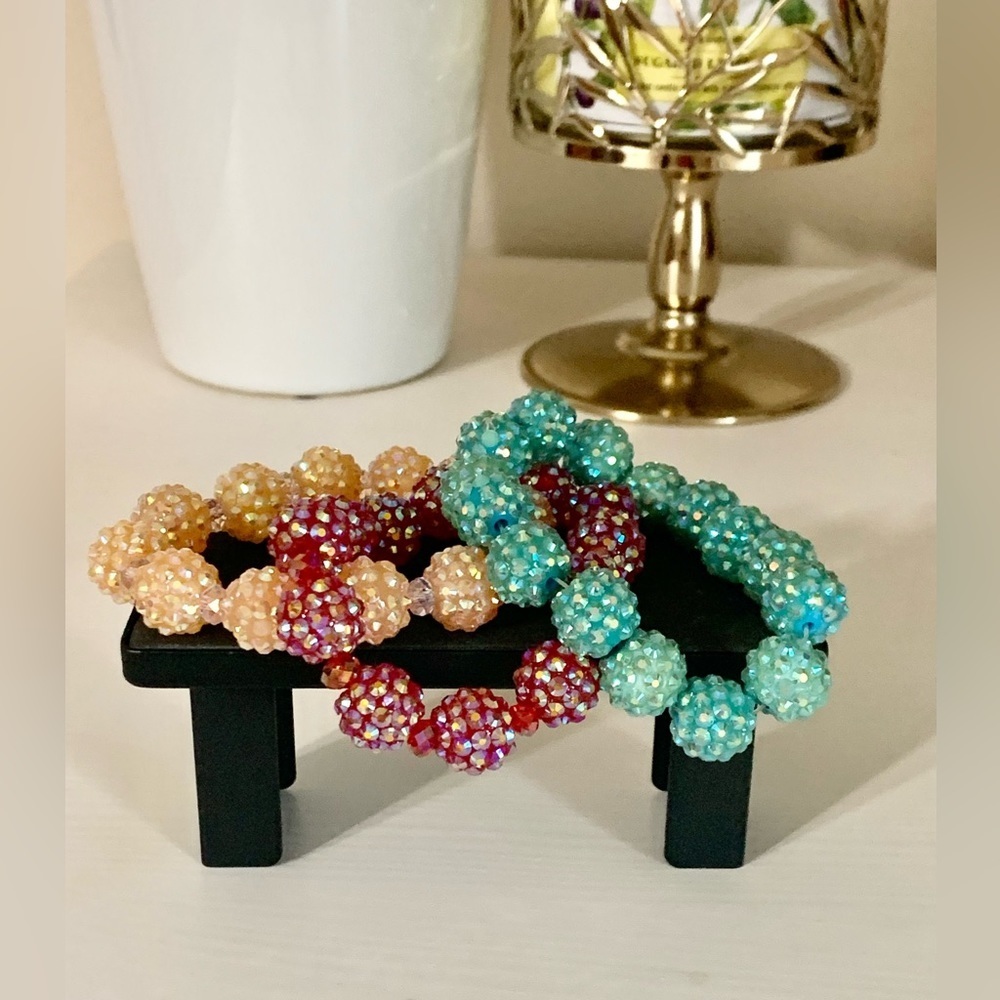 Beautiful beaded stretch bracelet